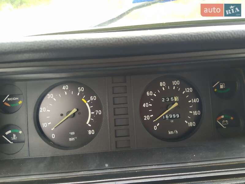 Седан ВАЗ / Lada 2107 2006 в Днепре
