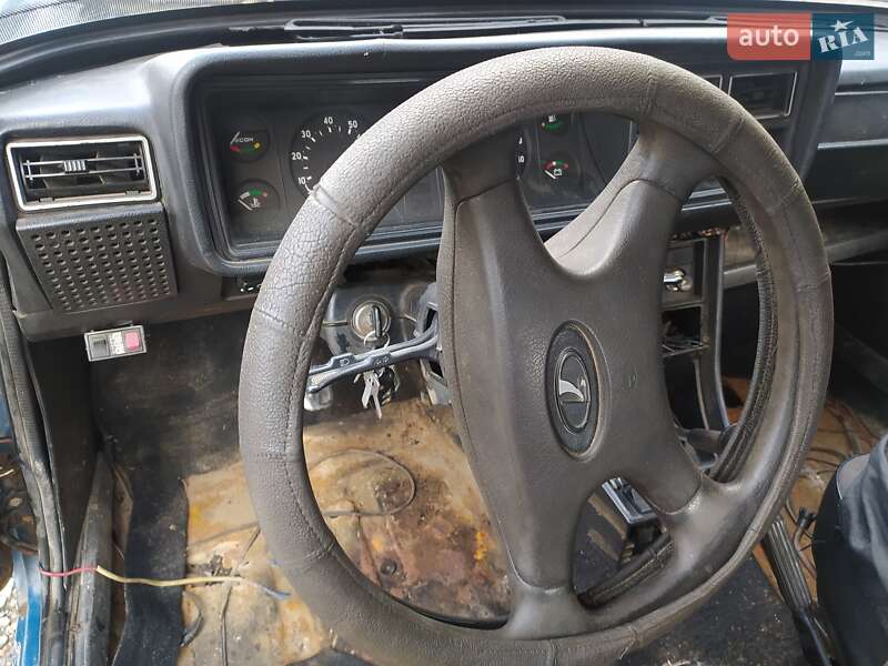 Седан ВАЗ / Lada 2107 2003 в Дрогобичі