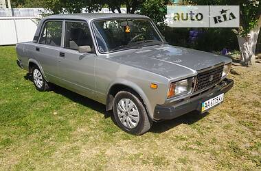 Седан ВАЗ / Lada 2107 2011 в Яготине