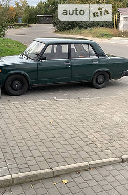 Седан ВАЗ / Lada 2107 1999 в Миколаєві