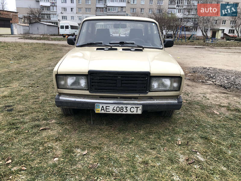 Седан ВАЗ 2107 1988 в 