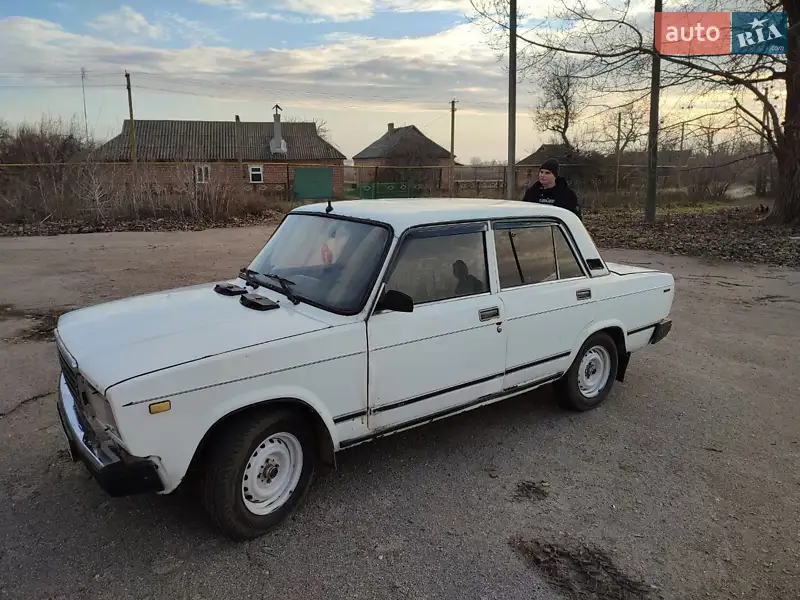 ВАЗ / Lada 2107 1988 VIN XTA210700J0367987 фото оголошення 12 з 33