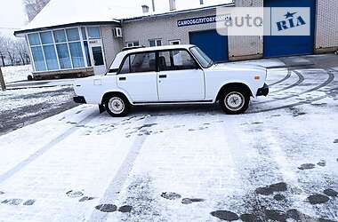 Седан ВАЗ / Lada 2107 2004 в Долине