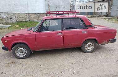 Седан ВАЗ / Lada 2107 1995 в Белгороде-Днестровском