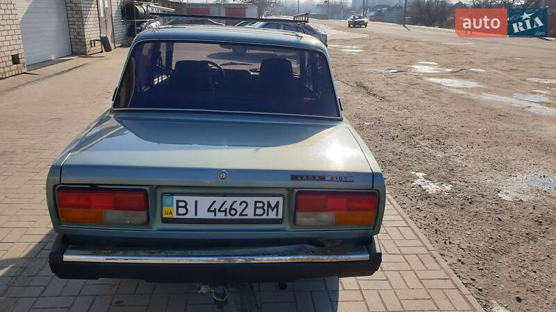Седан ВАЗ / Lada 2107 2006 в Кременчуге