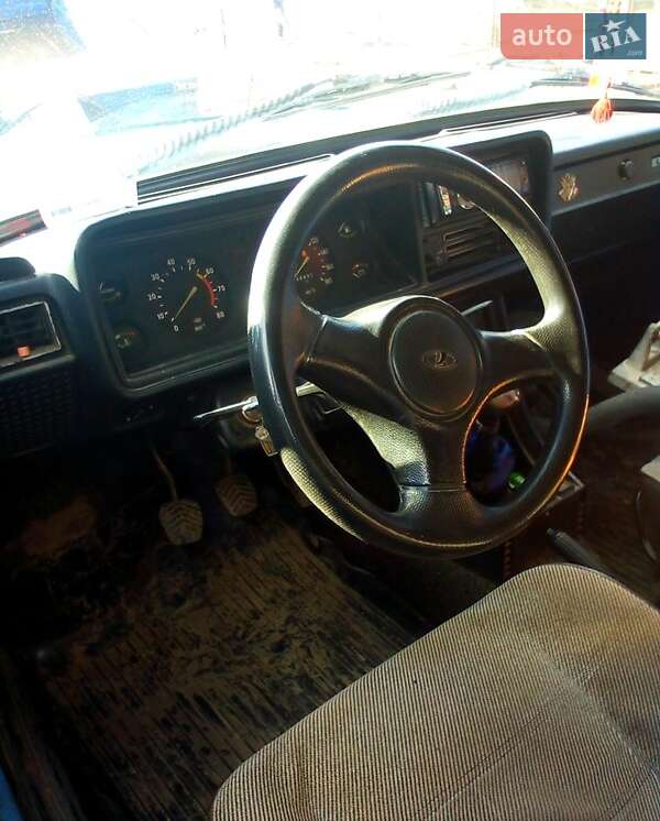 Седан ВАЗ / Lada 2107 1996 в Монастырище