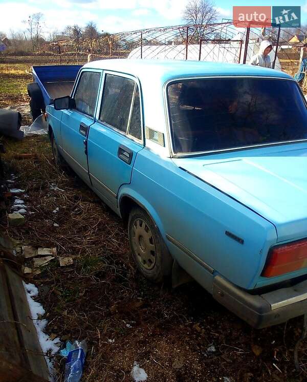 Седан ВАЗ / Lada 2107 1996 в Монастырище