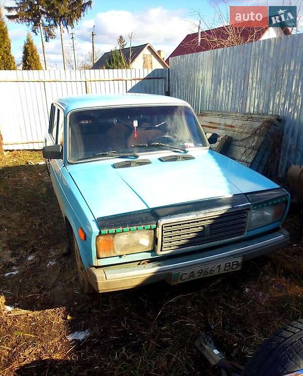 Седан ВАЗ / Lada 2107 1996 в Монастырище