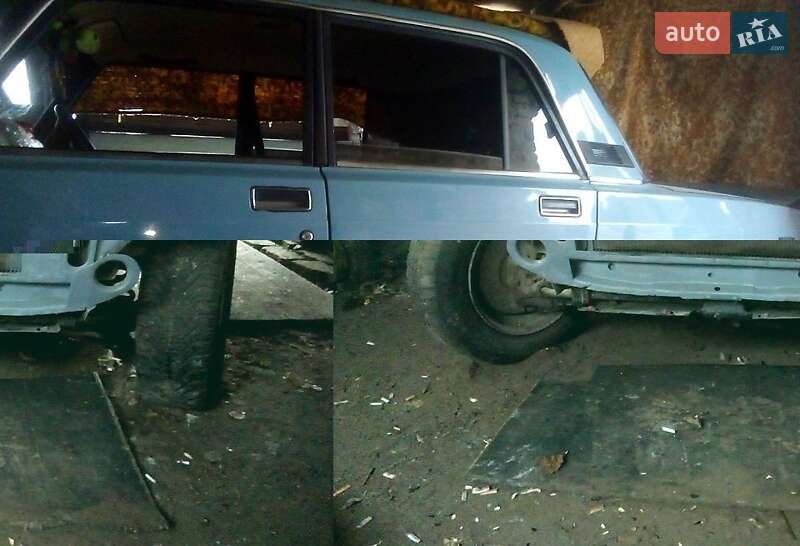 Седан ВАЗ / Lada 2107 1989 в Житомире