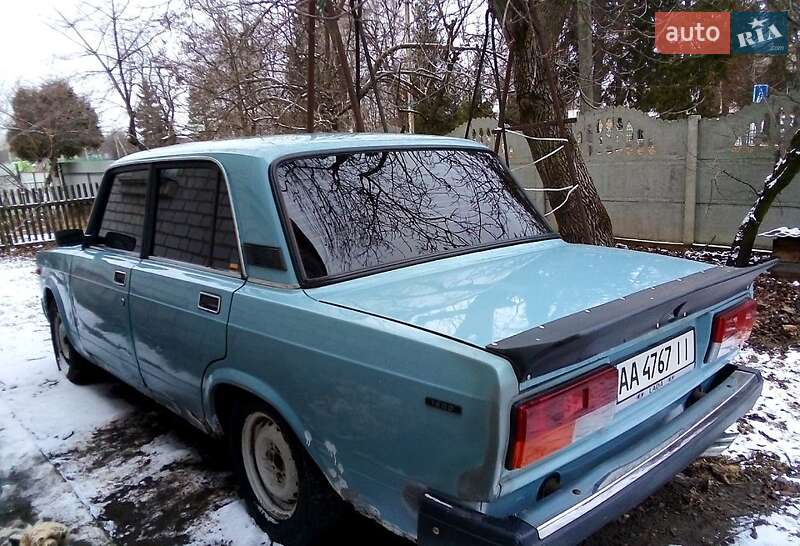 Седан ВАЗ / Lada 2107 1989 в Житомире