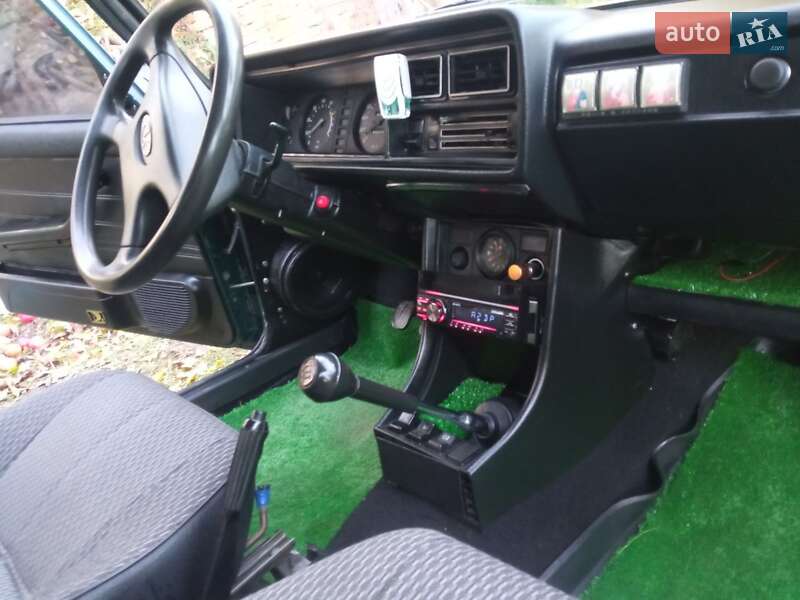 Седан ВАЗ / Lada 2107 2005 в Івано-Франківську