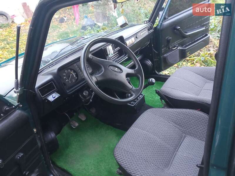 Седан ВАЗ / Lada 2107 2005 в Івано-Франківську