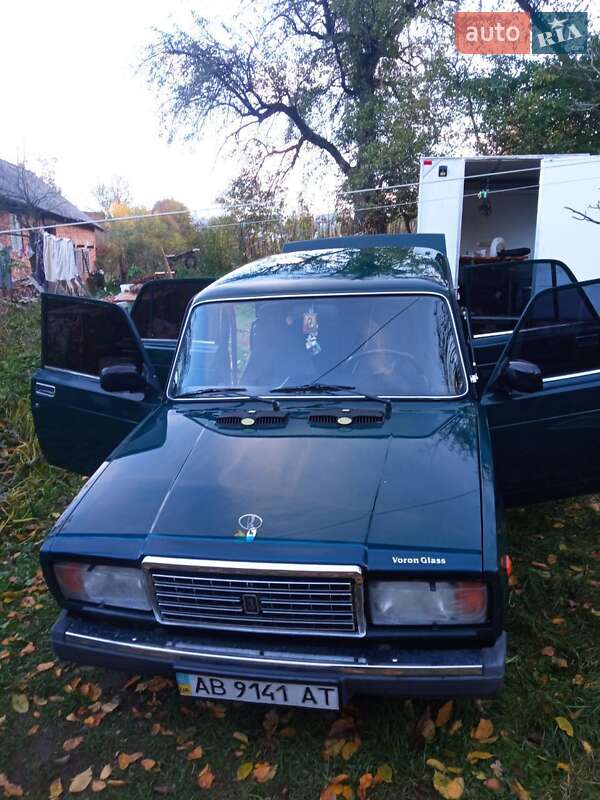 Седан ВАЗ / Lada 2107 2005 в Івано-Франківську