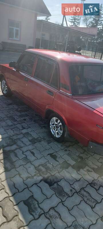 Седан ВАЗ / Lada 2107 1985 в Харькове фото 4 Седан ВАЗ / Lada 2107 1985 в Харькове