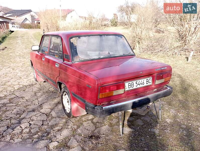 Седан ВАЗ / Lada 2107 1995 в Старому Самборі
