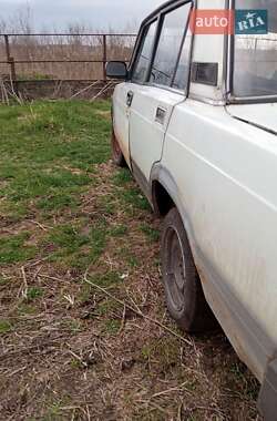 Седан ВАЗ / Lada 2107 1988 в Броварах