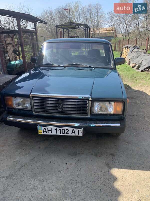 Седан ВАЗ 2107 2005 в 