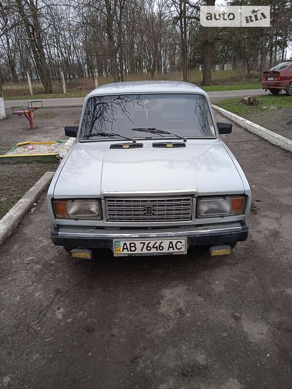 Седан ВАЗ / Lada 2107 1997 в Кропивницком