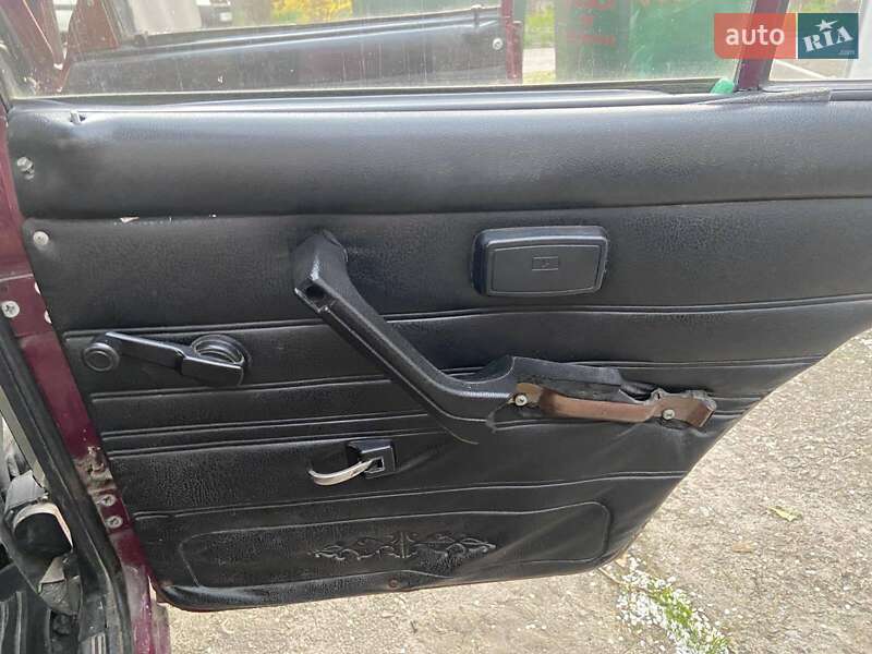 Седан ВАЗ / Lada 2107 2003 в Києві