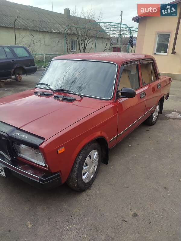 Седан ВАЗ / Lada 2107 1995 в Одесі