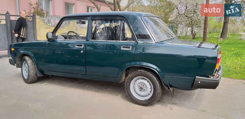 Седан ВАЗ / Lada 2107 2008 в Новомосковске