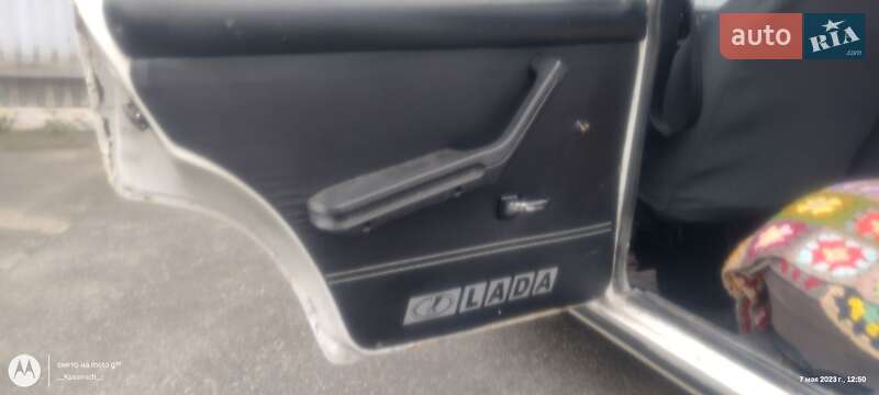 Седан ВАЗ / Lada 2107 1994 в Киеве