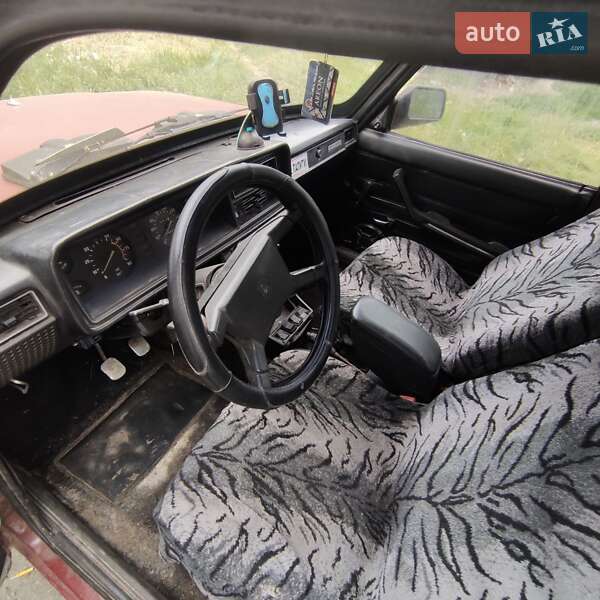 Седан ВАЗ / Lada 2107 1992 в Золотоноші
