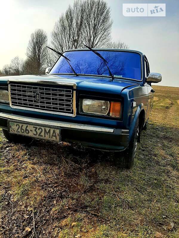 Седан ВАЗ / Lada 2107 1989 в Христиновке