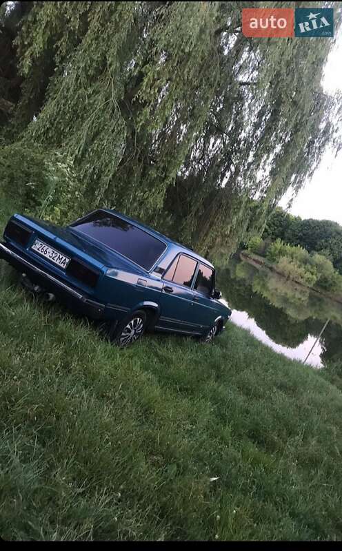 Седан ВАЗ / Lada 2107 1989 в Христинівці