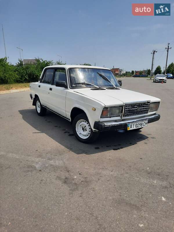 Седан ВАЗ / Lada 2107 1987 в Буче
