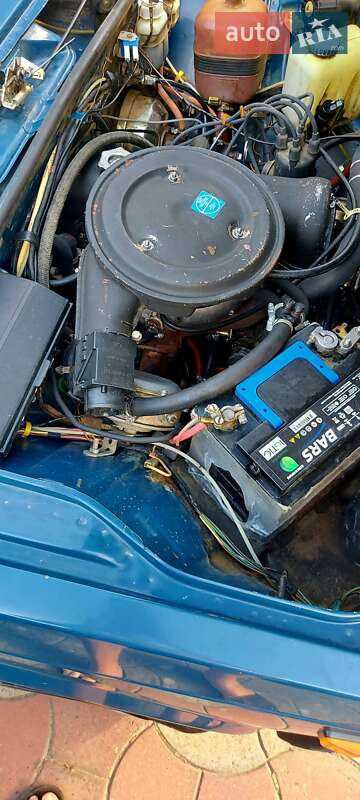 Седан ВАЗ / Lada 2107 2004 в Виноградові
