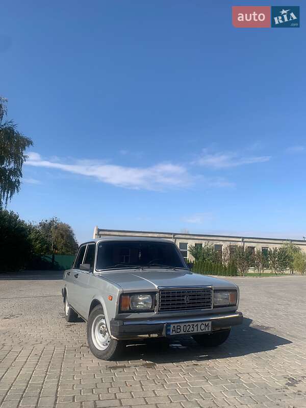 Седан ВАЗ / Lada 2107 2007 в Ильинцах