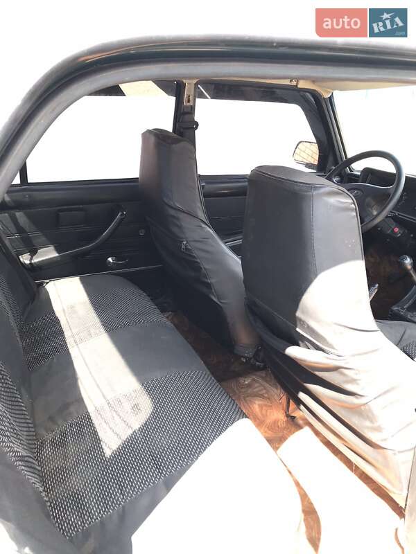 Седан ВАЗ / Lada 2107 2002 в Одесі