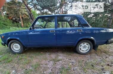 Седан ВАЗ / Lada 2107 2006 в Ровно