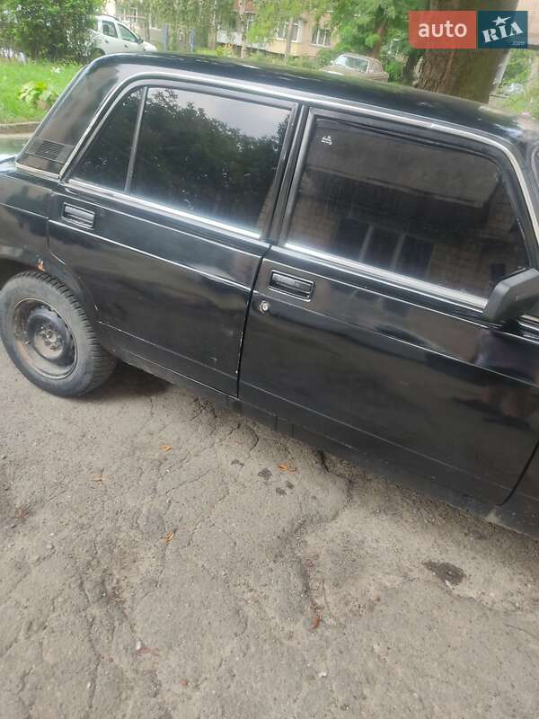 Седан ВАЗ / Lada 2107 1991 в Черновцах фото 5 Седан ВАЗ / Lada 2107 1991 в Черновцах