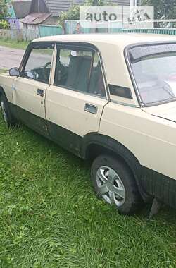 Седан ВАЗ / Lada 2107 1989 в Чернигове