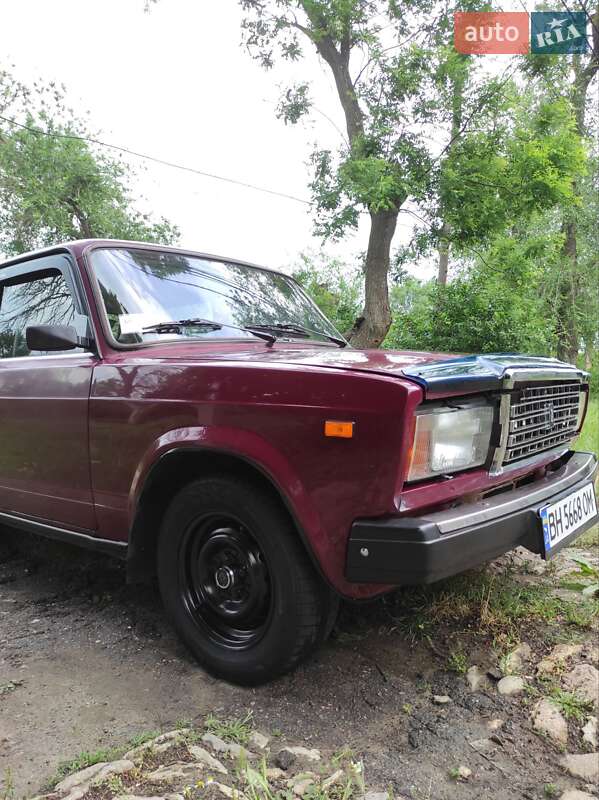 Седан ВАЗ / Lada 2107 2002 в Болграде
