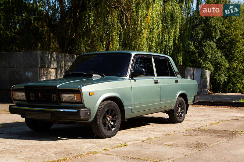 Седан ВАЗ / Lada 2107 2008 в Покровском