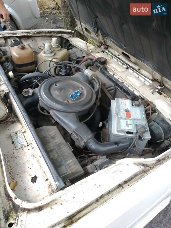 Седан ВАЗ / Lada 2107 1989 в Новояворовске