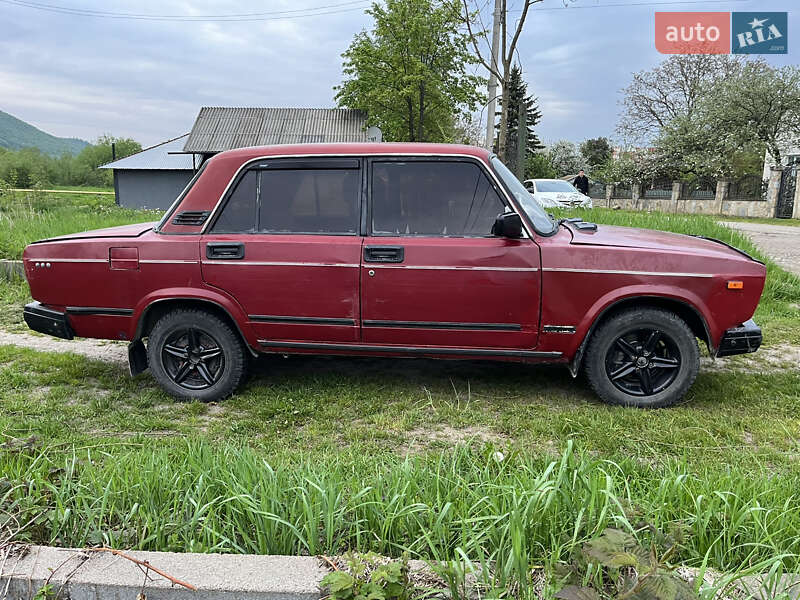 Седан ВАЗ / Lada 2107 1986 в Рожнятові фото Седан ВАЗ / Lada 2107 1986 в Рожнятові