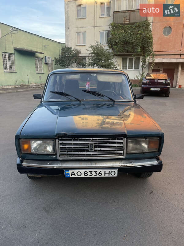 Седан ВАЗ / Lada 2107 2002 в Ужгороде фото 7 Седан ВАЗ / Lada 2107 2002 в Ужгороде