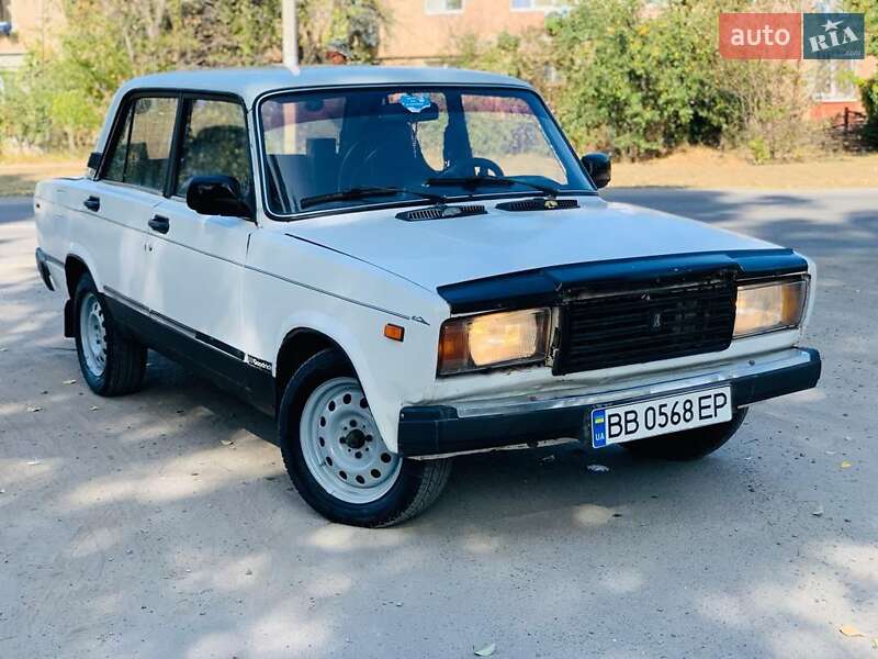 Седан ВАЗ / Lada 2107 1992 в Новомосковске фото 13 Седан ВАЗ / Lada 2107 1992 в Новомосковске