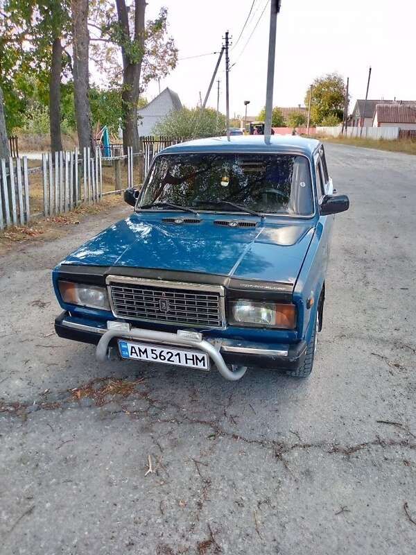 Седан ВАЗ / Lada 2107 2001 в Житомирі