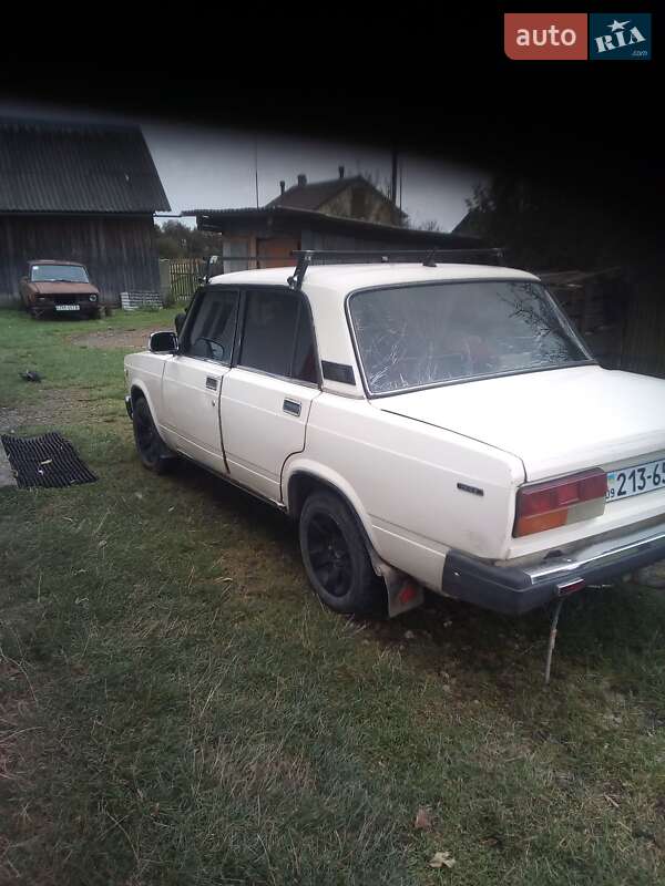 Седан ВАЗ / Lada 2107 1987 в Долині