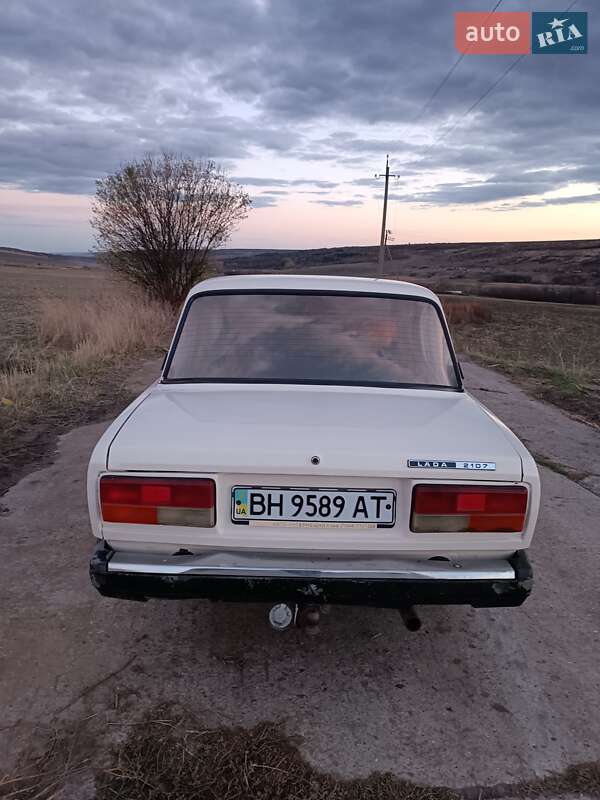 Седан ВАЗ / Lada 2107 1994 в Любашевке
