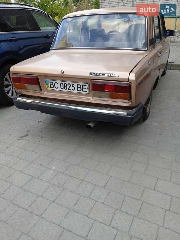 Седан ВАЗ / Lada 2107 1987 в Львове фото 4 Седан ВАЗ / Lada 2107 1987 в Львове
