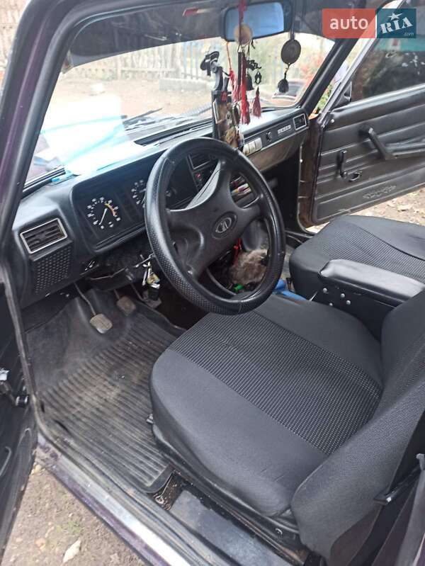 Седан ВАЗ / Lada 2107 2003 в Могилев-Подольске