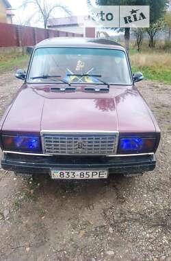 Седан ВАЗ / Lada 2107 2003 в Хусте