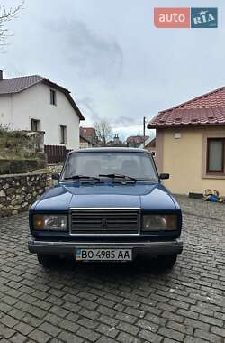 Седан ВАЗ 2107 2004 в 