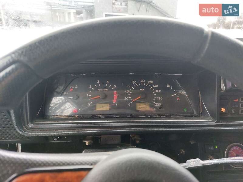 Седан ВАЗ / Lada 2107 2004 в Броварах